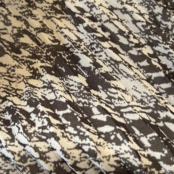 Garnet Hill SZ4 Snakeskin Micro Pleated Midi Skirt Career Old Money Capsule Prep - Picture 7 of 10